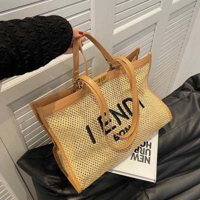 Western-style straw large-capacity bag women 2022 new fashion tote summer texture commuter shoulder