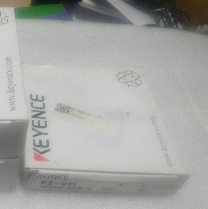 new-keyence-pz-v11-เreflective-ชนิดสี่เหลี่ยม-npn-เหลือจากงาน