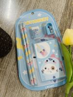 ชุดเครื่องเขียนstationery5ชิ้นดินสอยางลบกบเหลาสมุดโน๊ตแพ็ค5ชิ้นฟ้าชมพู