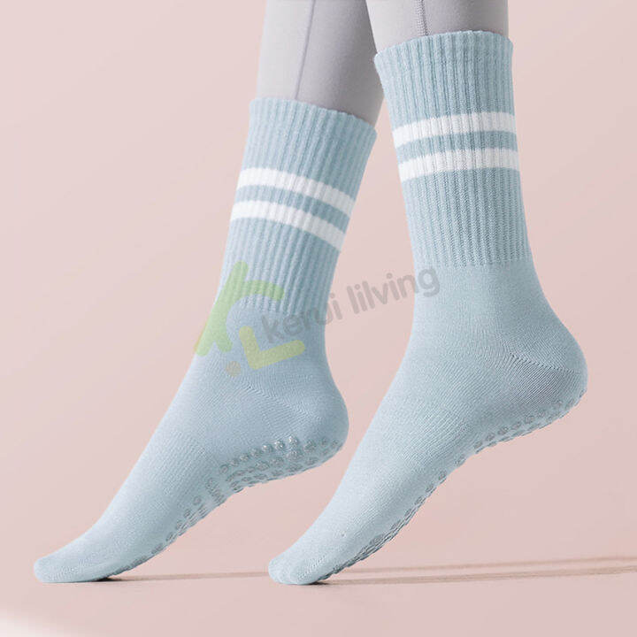 ถุงเท้าโยคะยาว-กันลื่น-ถุงเท้ากีฬา-sports-socks-มี-4-สีให้เลือก-ถุงเท้า-ถุงเท้าโยคะ-ถุงเท้าฟิตเนส-ถุงเท้าออกกำลังกาย-สำหรับเล่นโยคะ-ฟิตเนส