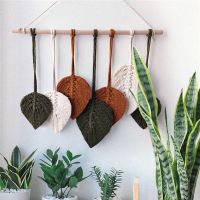 Leaf Macrame Tapestry Hanging Bohemian Handmade Woven Leaf Wall Tapestry Wedding Bedroom Decoration Christmas Boho Wall Décor
