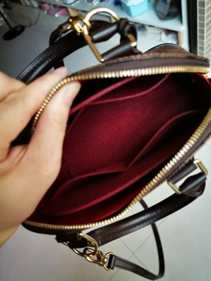 soft light and shape】bag organizer insert fit for l v Alma bag in bag  organiser compartment storage zipper inner bag