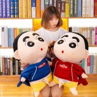 IPIE2 ของขวัญวันเกิดของขวัญ ภาษาญี่ปุ่นญี่ปุ่น อะนิเมะ Crayon Shin-chan ของขวัญวันหยุด เบาะผ้ากำมะหยี่ ของตกแต่งบ้าน อุปกรณ์คอสเพลย์ มาพร้อมกับของเล่น ตุ๊กตายัดไส้สีเทียน ของเล่นตุ๊กตาความคิดริเริ่ม หมอนผ้าพลัฌ ของเล่นตุ๊กตาชินจัง