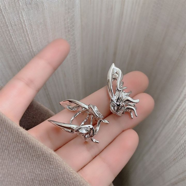 cod-and-winter-super-butterfly-without-pierced-ear-clip-female-niche-design-new-bone-high-end-temperament-light-luxury-earrings