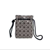 [BAOBAOIssey Miyake] issey Miyake 2023 new drawstring bucket bag small rhombic lattice messenger bag band mouth rhombic bag pleated Baobao women&amp;#39