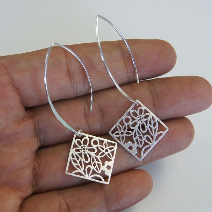 earrings-hanging-square-sterling-silver-beautiful-gift-สีเหลียมจตุรัสห้อยสวยงาม-ห้อยตำหูเงินสเตอรลิงซิลเวอรใช้สวยของฝากที่มีคุณค่า-ฺชาวต่างชาติชอบมาก