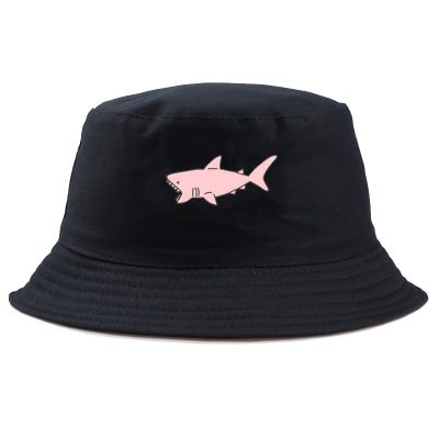 หมวกฮิปฮอปหมวกมีกระบังบ๊อบ Topi Bucket ปลาฉลามสีชมพูสำหรับผู้ชายและผู้หญิง,หมวกผ้าฝ้ายสไตล์ลำลองสำหรับชาวประมงกลางแจ้ง
