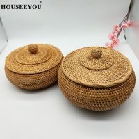 Handmade Rattan Torage Basket Hand-woven Sundries Box with Lid Dessert Fruit Case Woven Organizer Panier Rangement Desktop Decor