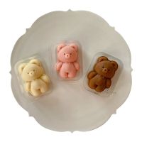 Holiday Discounts 30G Mooncake Mold Cartoon Bear Pattern Stamps Hand Press Mold Plungers Pastry Tools Mid-Autumn Festival Moon Cake Dessert Mold