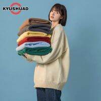 KYUSHUAD เสื้อสเวตเตอร์ชั้นในสำหรับผู้ชายและผู้หญิงสีพื้นเสื้อกันหนาวแบบถักบางสีทึบง่ายคอกลมที่เหมาะกับชายและหญิง