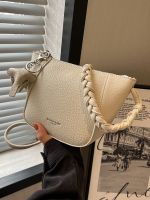 This years popular bag womens new 2023 high-end solid color texture niche shoulder bag all-match Messenger bucket bag 【QYUE】