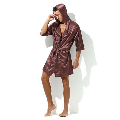 ชุดนอนคู่แขนสั้นของผู้ชายชุดนอนเสื้อคลุมอาบน้ำเสื้อคลุมอาบน้ำแบบมีหมวกเสื้อคลุมอาบน้ำแบบหลวมผ้าไหม Baju Tidur Satin ฤดูร้อน
