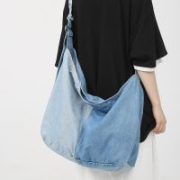 Tas selempang wanita denim sambungan kasual tas kurir kapasitas besar tas kanvas beritzip tas kurir pelajar bepergian