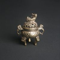 Antique Brass Lion Stove Desktop Ornaments Three-legged Tripod Xuande Stove Sandalwood Incense Burner Antique Play