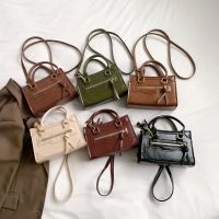 [COD] 2023 New Womens Fashion Shoulder Messenger Commuting Small Ladies