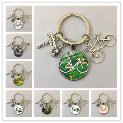 Vintage Bicycle Keychain Casual Sports Cyclist Minimalist Style Art Key Chain Glass Round Keyring Bike Series Collection Key Chains