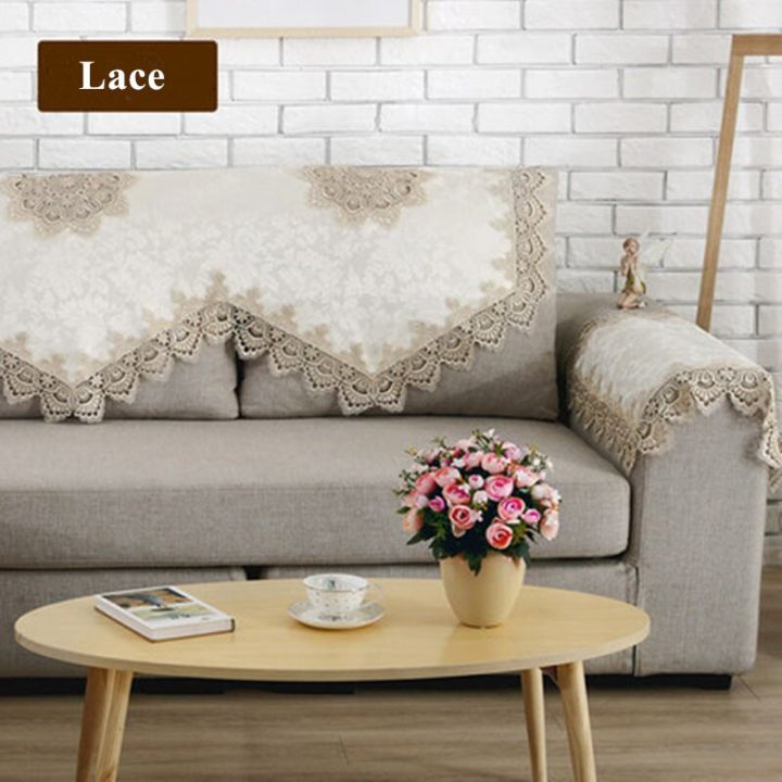 Funda Khăn Sofa Ren là sự lựa chọn tuyệt vời để trang trí lại không gian phòng khách của bạn. Chất liệu cao cấp và màu sắc đa dạng sẽ giúp khăn sofa trở thành điểm nhấn của căn phòng.
