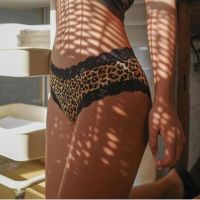 【 Cw】 Leopard Print Panties For Women Seamless Ice Silk Underwear Women S Low-Waist Printed Underpants Female Comfort Lingerie