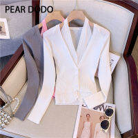 PEAR DODO เสื้อคาร์ดิแกนแบบถักกระดุมแถวเดียวคอวีปลอมสำหรับผู้หญิงแบบสองชิ้นสไตล์เกาหลี