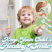 【paga】 แปรงสีฟัน  NEW U ชนิด 3 ด้าน แปรงสีฟันเด็ก  ขนแปรงอ่อนนุ่ม แปรงสีฟันเด็กขนนุ่ม เหมาะสำหรับ 3-15 ปี