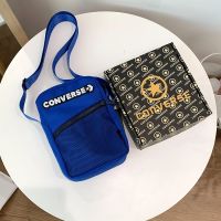 [ Converse แท้ 100% ] กระเป๋า Converse สะพายข้าง / กระเป๋าสะพายข้าง Converse รุ่น 1261668F0 -สีกรมท่าและสีดำ (พร้อมกล่อง)