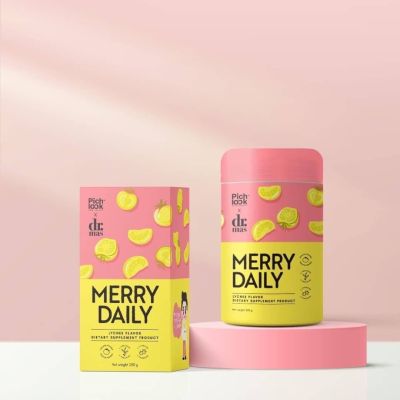 MERRY DAILY By Pich Look(กล่องชมพู )  เมอร์รี่ เดลี่ กลิ่น ลิ้นจี่ วิตามินชงดื่ม ปริมาณ 200 กรัม