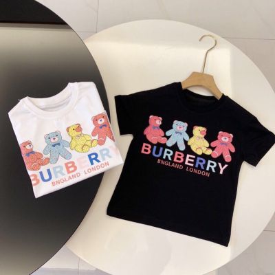 Burberry∮ เสื้อยืดแขนสั้นเด็กชายและเด็กหญิงเสื้อผ้าฤดูร้อนเสื้อผ้าเด็กใหม่เสื้อผ้าเด็กเสื้อท่อนบนเสื้อยืด