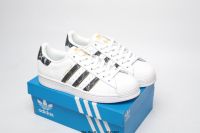 Adidas Superstar รองเท้าลำลองแฟชั่นอเนกประสงค์ Unisex รุ่นเดียวกัน