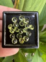 เพอริดอทของพลอย แท้ รูป กลม 2.50 มม (10 เม็ด)ธรรมชาติ 100% Natural Peridot Gemstone Round Shape (10 pcs )