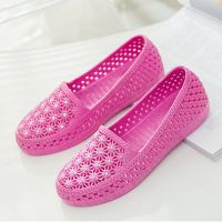 【LZ】liaogua23720xa Flats Shoes Women Hollow Out Slip on Casual Nurse Shoes Summer Loafers Female Sandals Shallow Beach Breathable Zapatos Plates