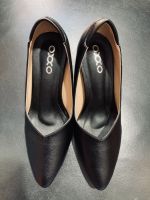 มาใหม่ คัชชูใส่ทำงาน #คัชชูสีดำล้วน หน้าวี  ดูเท้าเรียว ใส่กระชับเท้าสูง3 นิ้ว size35-40 /395 บาท  หนังนิ่ม ไม่กัดเท้า แบรนด์ OXXO ใส่สบาย