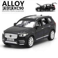 รถ1:32 VOLVOS XC90 SUV รถของเล่นไฟและเสียงสำหรับรถของเล่นรถหุ่นอัลลอย