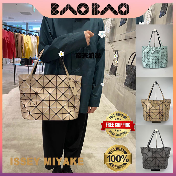 Women's Bao Bao Issey Miyake Designer Handbags