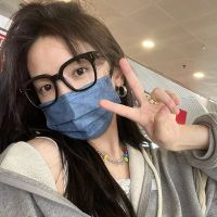 [COD] Zhang Ruonans same style of black-frame net red plain face artifact Korean version anti-blue light square frame can be equipped with myopia mirror