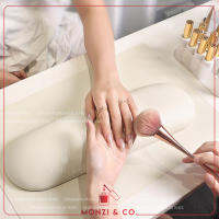 หมอนรองมือทำเล็บ สไตล์Minimal Nail Pillow หนังPUอย่างดี วางมือทำเล็บได้สบายไม่ต้องเกรง งานละเอียด เรียบร้อย ปราณีต