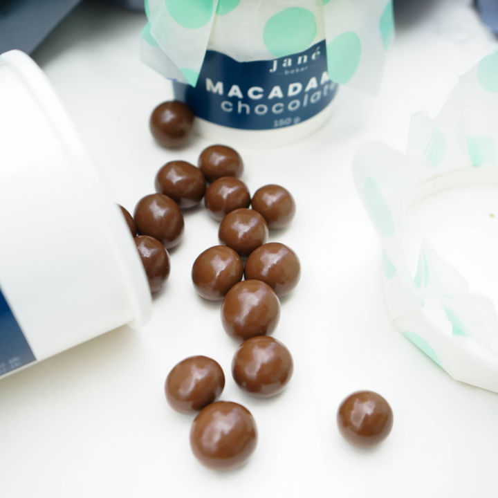janebaker-แมคคาเดเมียเคลือบช็อกโกแลต-macadamia-chocolate