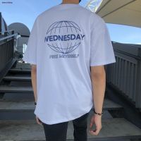 สินค้าสปอต. จัดส่งจากกรุงเทพABOUT BOY เสื้อยืดผู้ชาย oversize สกรีน สไตล์เกาหลี WEDNESDAY