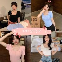 DD SHOPพร้อมส่ง 8K40-1 เสื้อไหมพรมแขนสั้น ดีเทลขอบเก๋ๆ แถมสายโซ่หัวใจเกี่ยวเสื้อน่ารัก