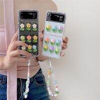 เคสโทรศัพท์มือถือ กันกระแทก ปิดด้านหลัง ลายดอกไม้ทิวลิปน่ารัก 3D พร้อมสายคล้องมือ หรูหรา สําหรับ Samsung Z Flip 3 4 5 Z Flip3 ZFlip4 Flip5