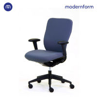 Modernform เก้าอี้เพื่อสุขภาพ เก้าอี้ผู้บริหาร เก้าอี้สำนักงาน เก้าอี้ทำงาน เก้าอี้ออฟฟิศ เก้าอี้แก้ปวดหลัง 	รุ่น C Prao พนักพิงกลาลง	ระบบ Gas Synchronized-tiit  เบาะหุ้มผ้าสีดำ พนักพิงหุ้มผ้าสีเทา