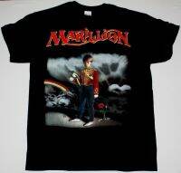 เสื้อยืดสีดำเสื้อยืดหลวม MARILLION ใส่ผิดตำแหน่งเสื้อยืดร็อคเพนเดรากอนแบบโปรเกรสซีฟเสื้อยืด Unisex แฟชั่นผู้ชายไซส์ใหญ่พิเศษ6XL 5XL 4XL ของขวัญที่ดีที่สุด