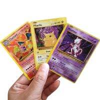 DIY 1996รุ่นแรกโปเกมอนแฟลชการ์ด Pikachu Charizard Mewtwo เทรนเนอร์ PTCG คอลเล็กชันการต่อสู้เกมตุ๊กตาคริสต์มาสกวางเรนเดียร์เด็ก