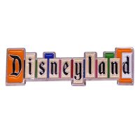 【LZ】☬☾  Disneyland Logo Esmalte Pins Amusement Park Metal Brooch Badge Fashion Jewelry Roupas Chapéu Mochila Acessório Presentes