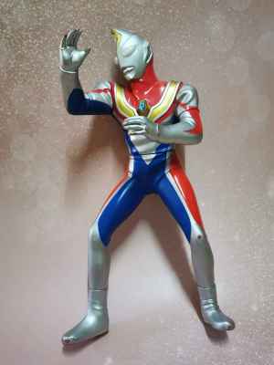 อุลตร้าแมน KYOMOTO COLLECTION 13 : ULTRAMAN DYNA BIG MODEL BANDAI JAPAN สูง 17 นิ้ว