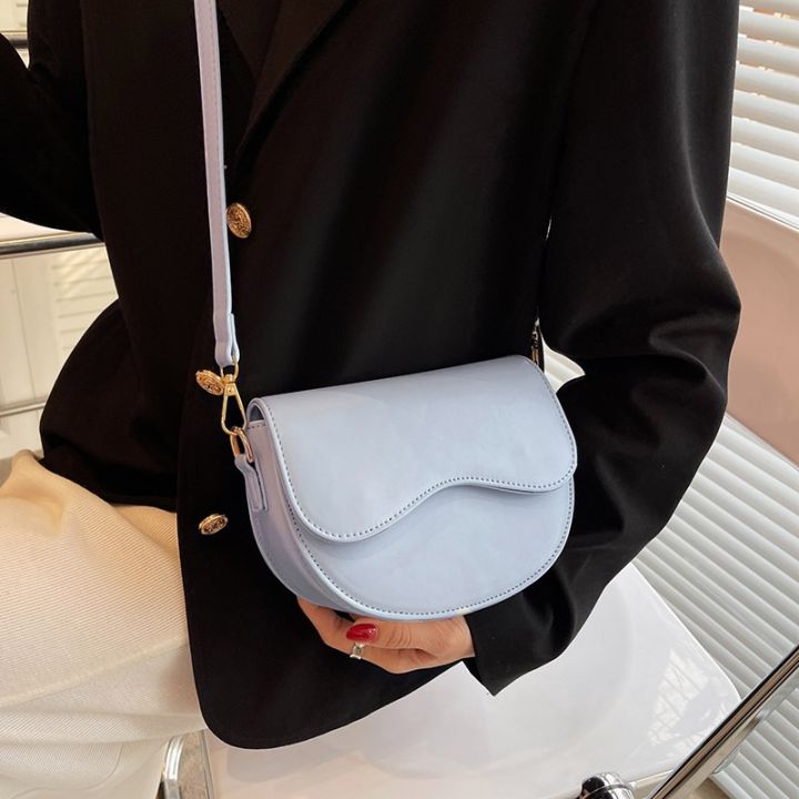 female-bag-is-popular-this-year-in-the-summer-of-2022-the-new-advanced-texture-joker-oblique-satchel-fashion-one-shoulder-saddle-bag