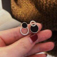 【CW】 Women  39;s earrings Asymmetrical Round Hollow Stud Earrings Rhinestone Accessories pendientes mujer