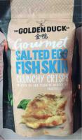 The gloden duck  salted egg fish skin รส chunchy crisps หนังปลากรอบ ไข่เค็ม ครันชี่ 105g BBF 08/11/23