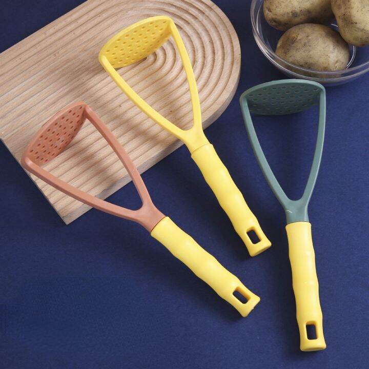 kitchen-potato-masher-carrot-press-mud-machine-garlic-crusher-baby-portable-manual-fruit-vegetable-food-processors-with-handle