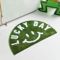 【PPQ Home Life Museum】 Cartoon Simple Smile Bath Rug Bathroom Non-Slip Mat Entrance Door Absorbent Entrance Mat Half Round Bathroom Door Mat