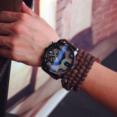 Hot Seller Vibrato with the same style 2018 new net red watch male high school students Korean version simple retro domineering large dial quartz